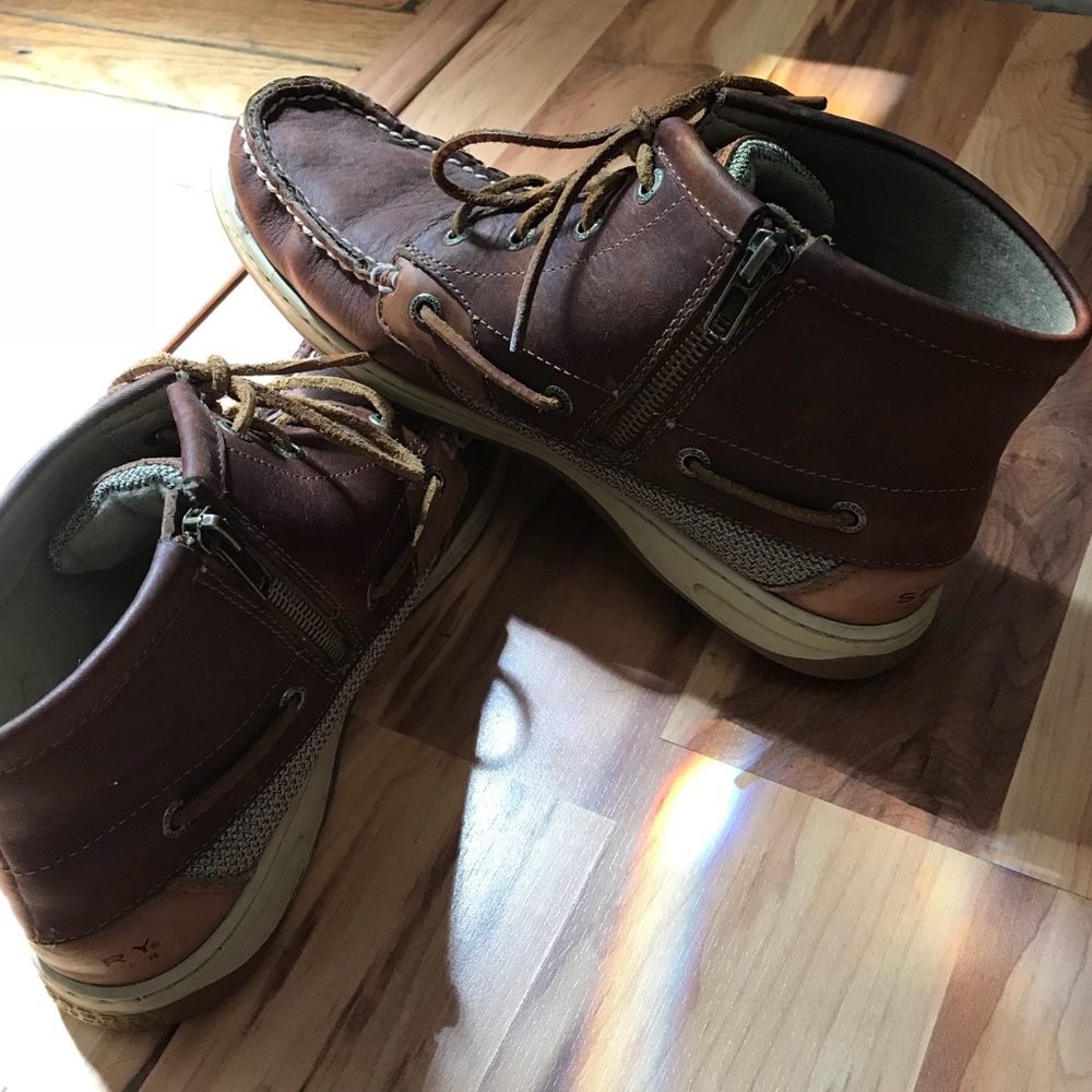 Sperry booties